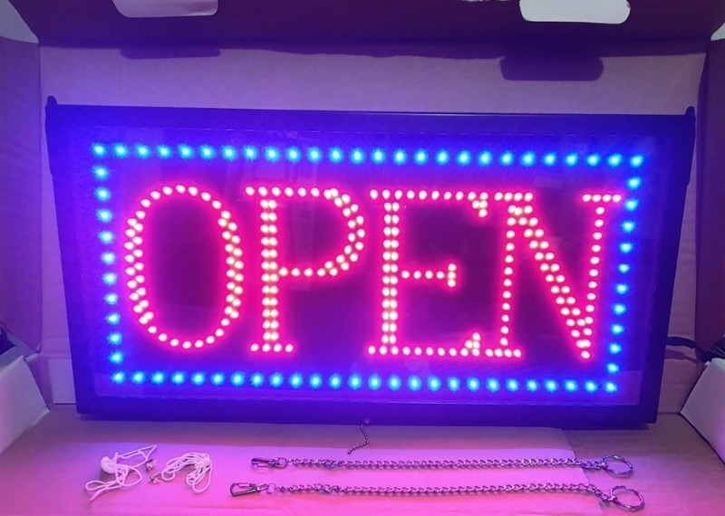 Hộp đèn LED ma trận Open