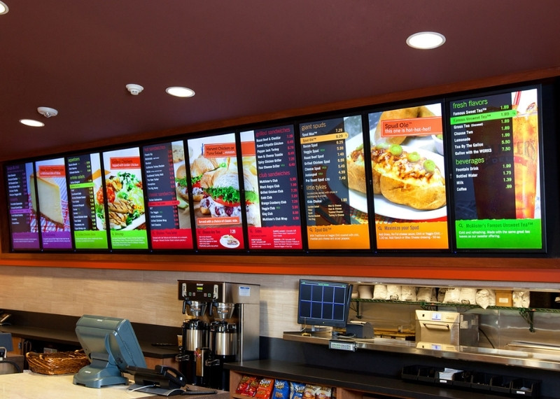 Hộp đèn LED menu treo tường