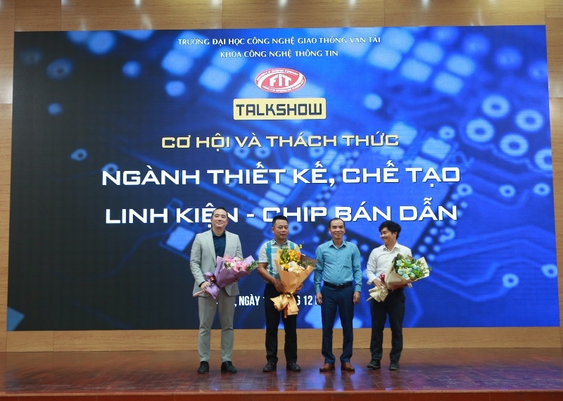 Mẫu backdrop talkshow ấn tượng