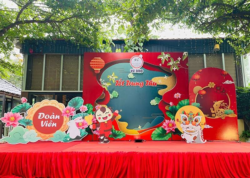 Backdrop Trung Thu đoàn viên
