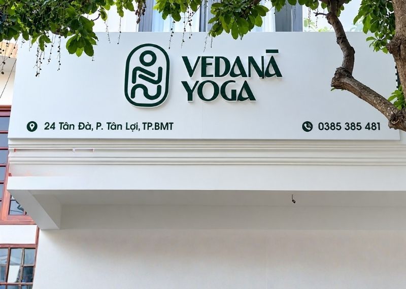 Mẫu bảng hiệu yoga của Vedana