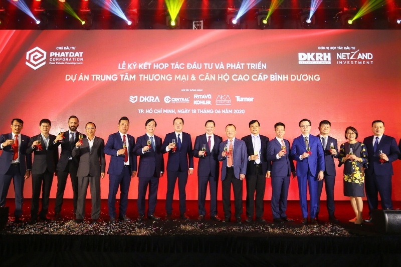 Backdrop lễ ký kết hợp tác dự án của PhatDat Corpration